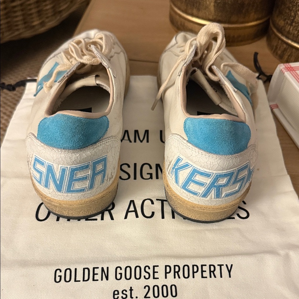 Golden Goose Women's Sneakers - White and Blue Star - Picture 3 of 5